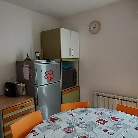 Antlia, Proche Du Lac Avec Jardin Apartment *